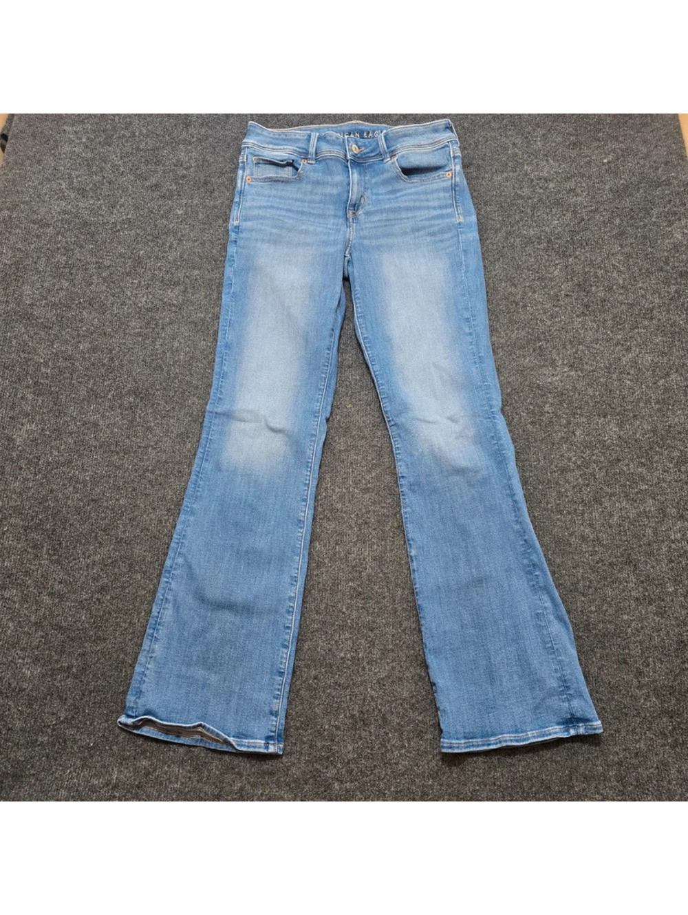 American Eagle Kick Boot Jeans Size 8 Regular Light Wash Blue Denim Y2K Boho Fit